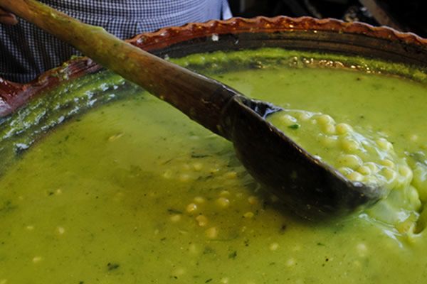 Zoé Water | Receta de chileatole poblano, qué es y cómo se prepara
